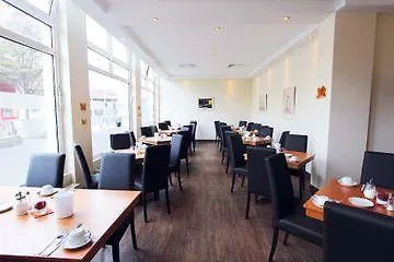 莱比锡阿克拉城市生活 酒店