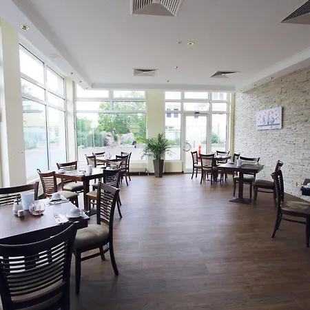 莱比锡阿克拉城市生活 酒店